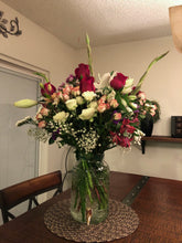 Load image into Gallery viewer, Designer's Choice
