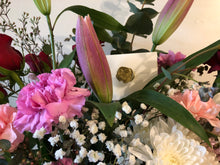 Load image into Gallery viewer, Roses and Carnation Bqt
