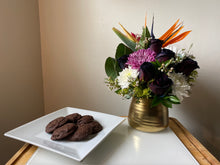 Load image into Gallery viewer, Stay Golden Bqt
